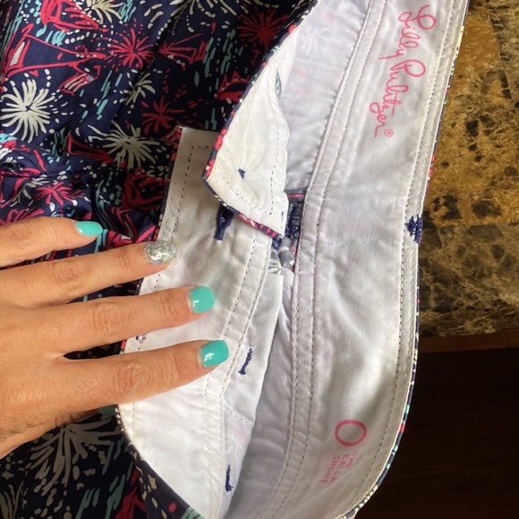 Firework shorts - Picture 2 of 2